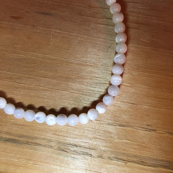 ❇️❤️ semiprecious mini mother of pearl bracelet - Picture 4 of 6